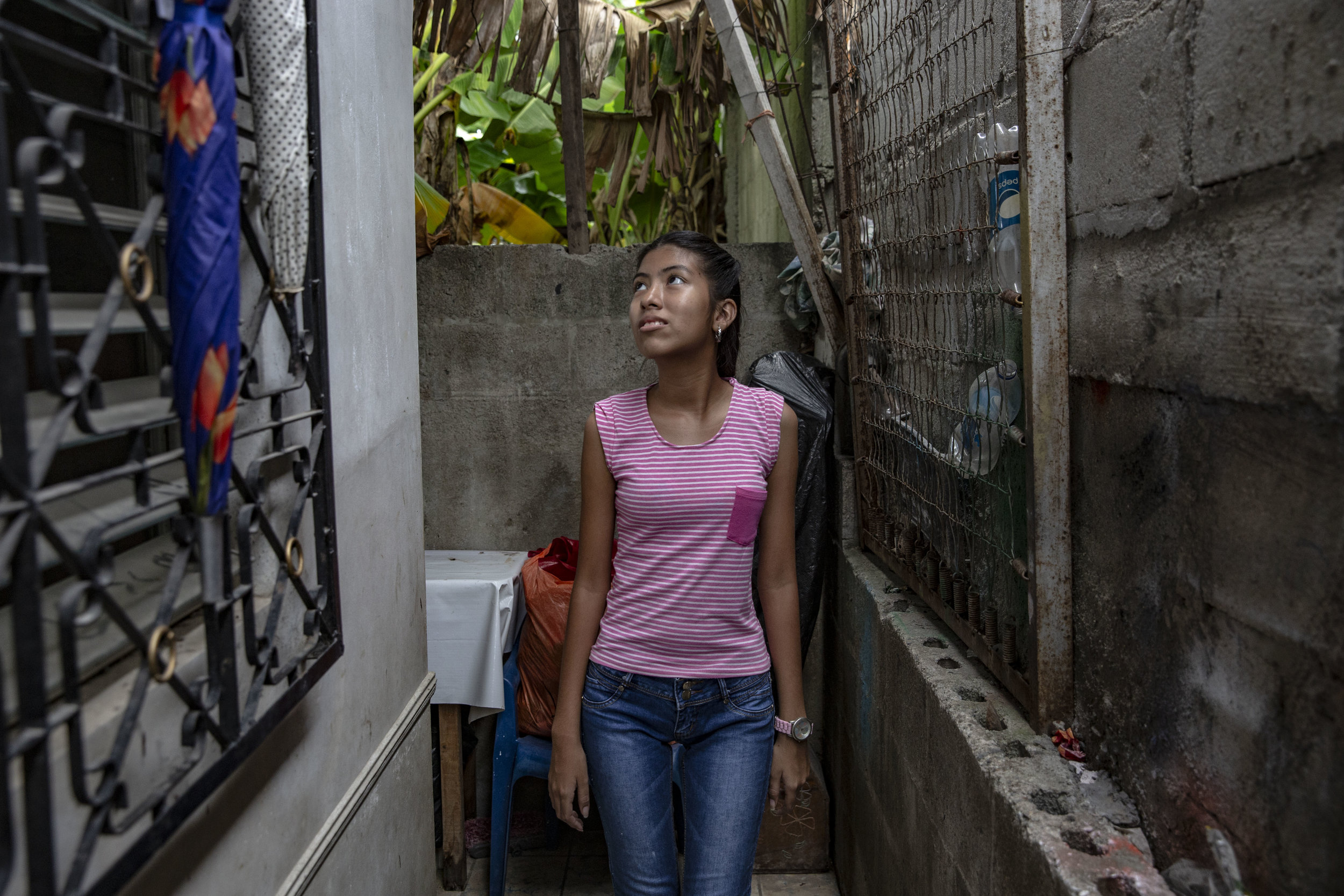 Jeymi Victoria Ortis, 14, operated for scoliosis. Before landing at the Ruth Paz her mother took her to various public clinics, but they couldn’t help her. Ruth Paz covered a small symbolic sum for the surgical operation, but even so, it took her family one year to collect all the money to get her the operation.