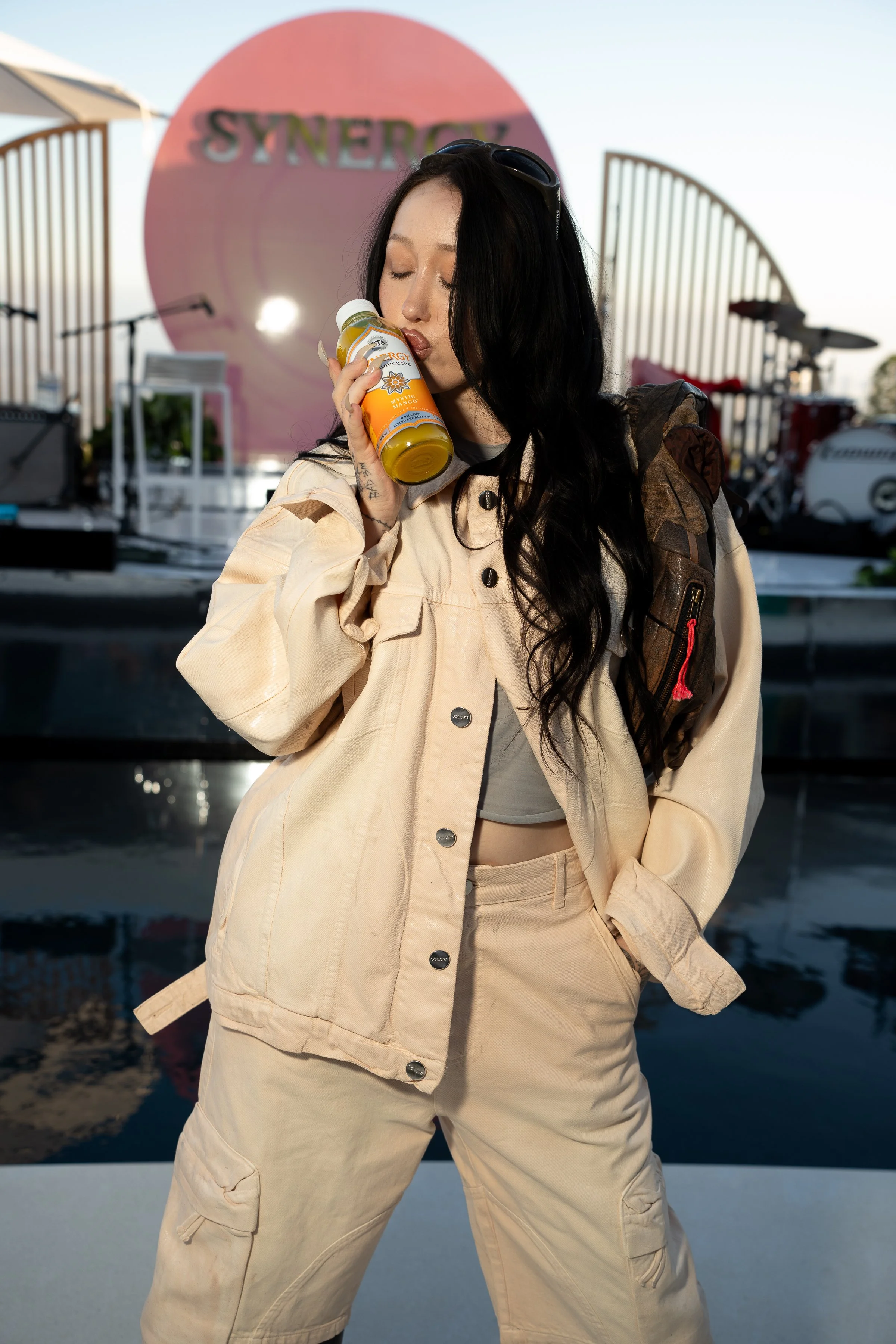 celeb_l183.JPG
