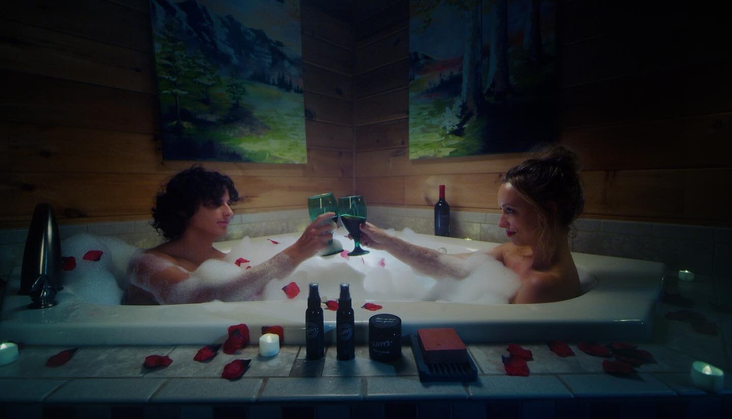 Love is in the air @slappysofficial 

Dir. @edy_recendez 
Dp. @_adamchapman