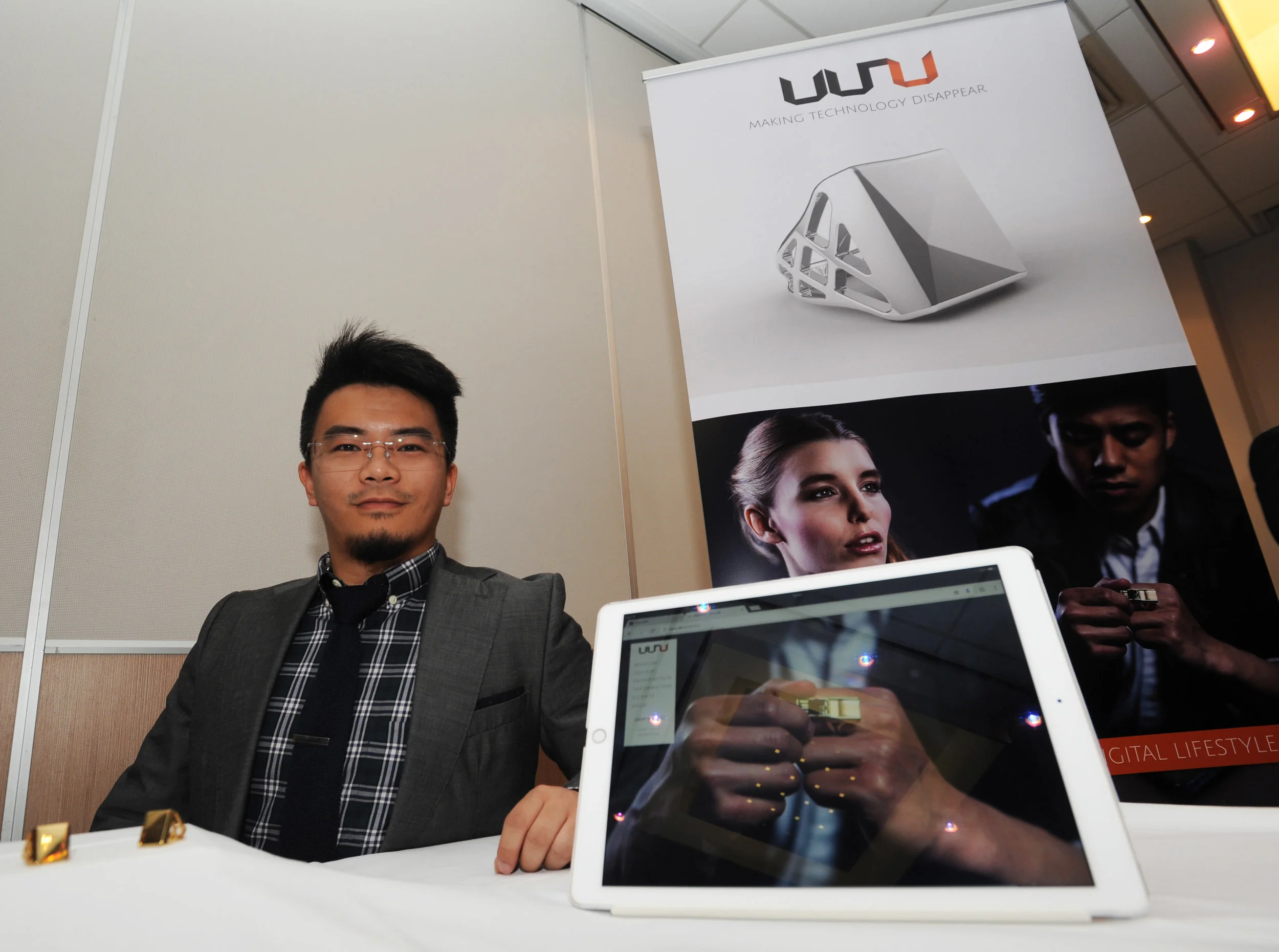  Ming Wu – UU-U Design