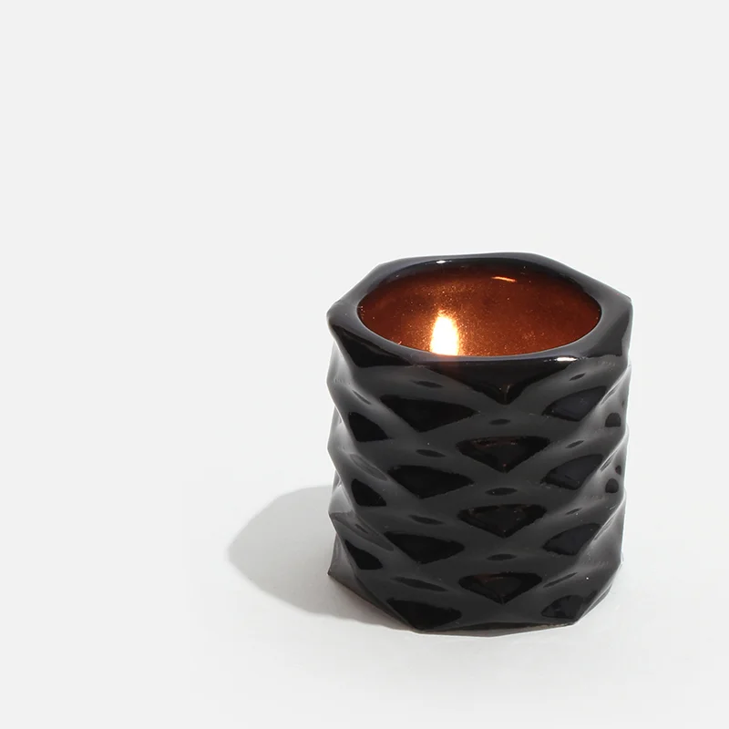 Black2in_FORMACandle_SQ_800x800.jpg