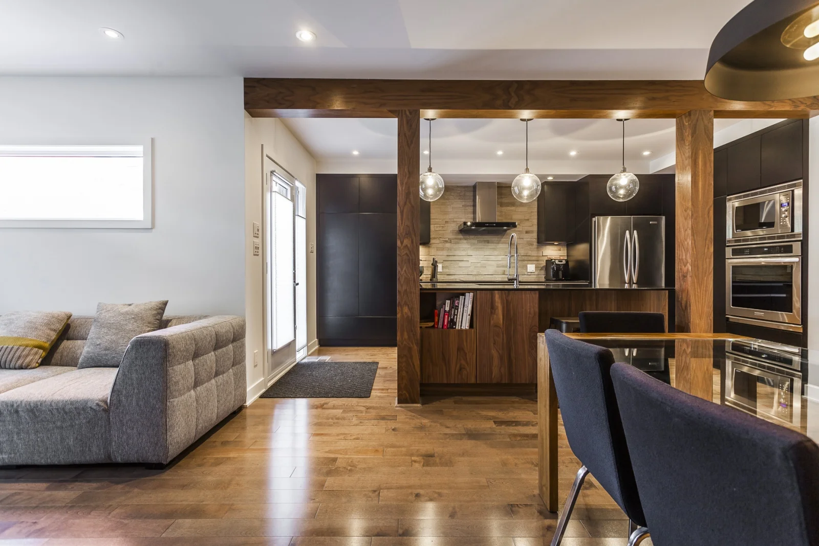 renovation unifamiliale bois cuisine salon GCT.jpg