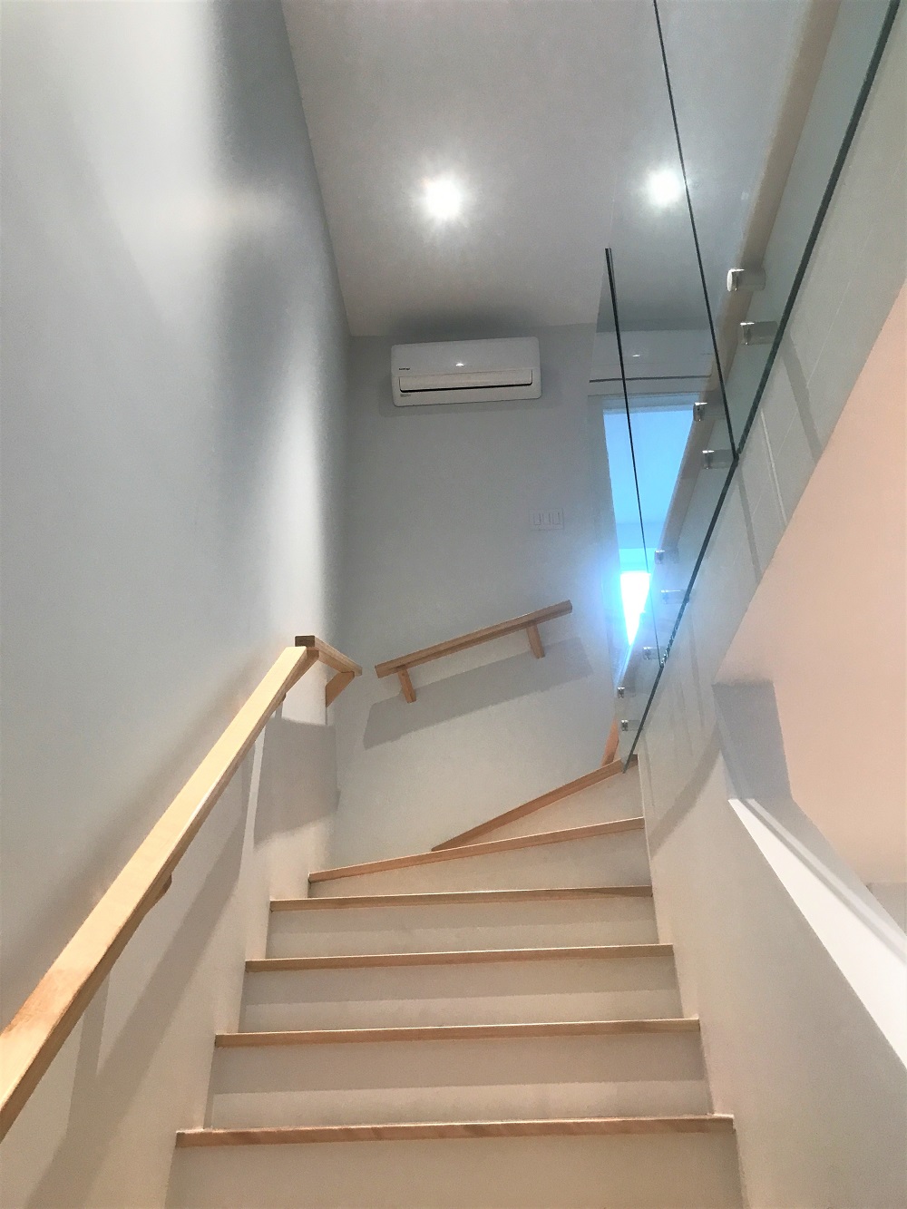 delinelle renovation escalier bois gardecrops verre gct.JPG