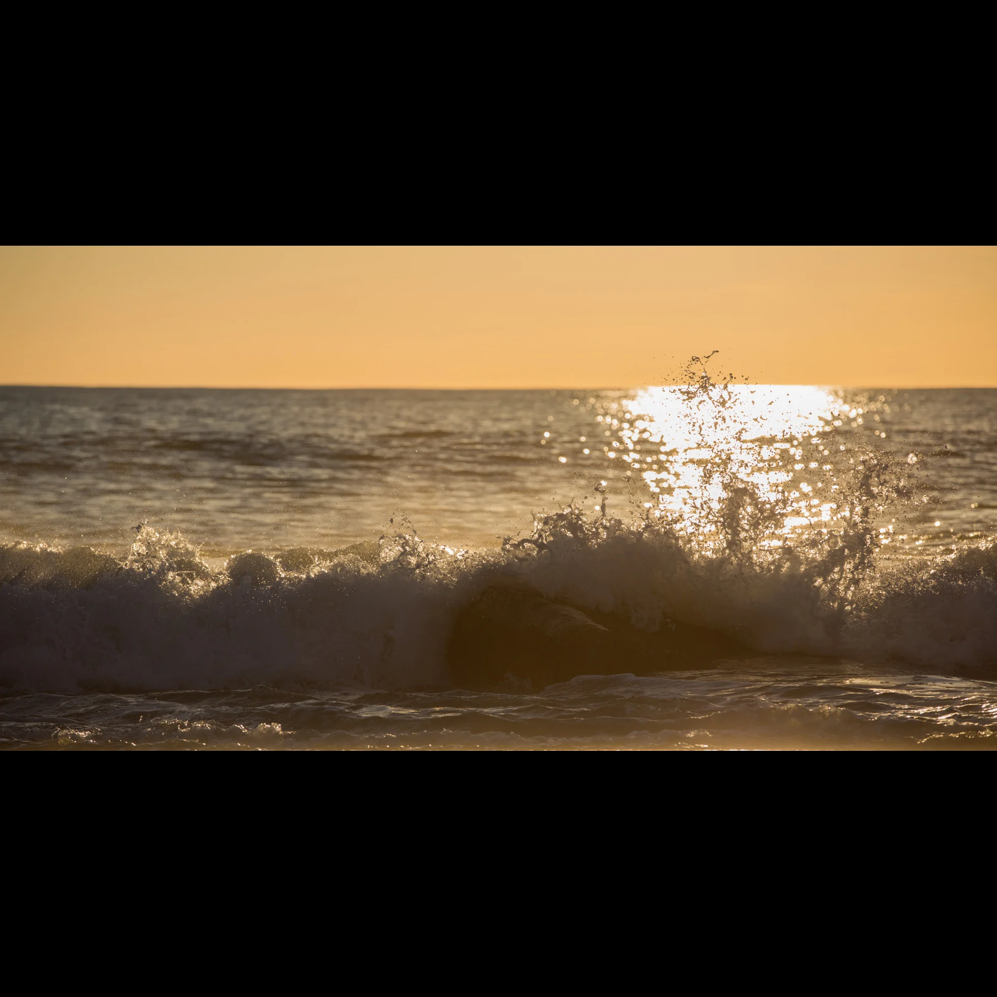 10.6 SUNSET SPLASH
