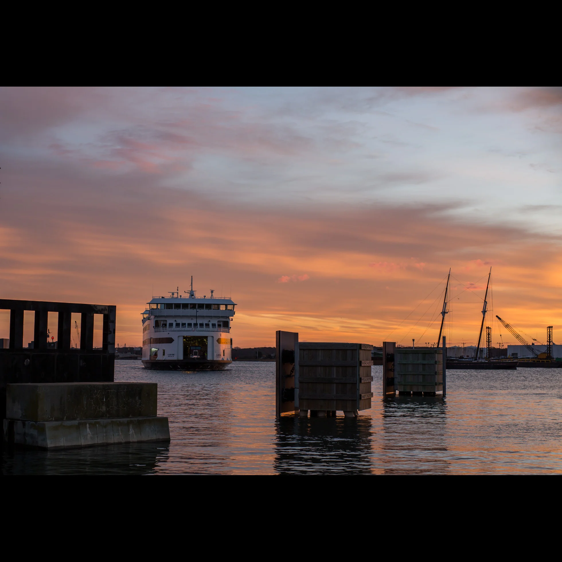 11.21 STEAMSHIP DOCKING