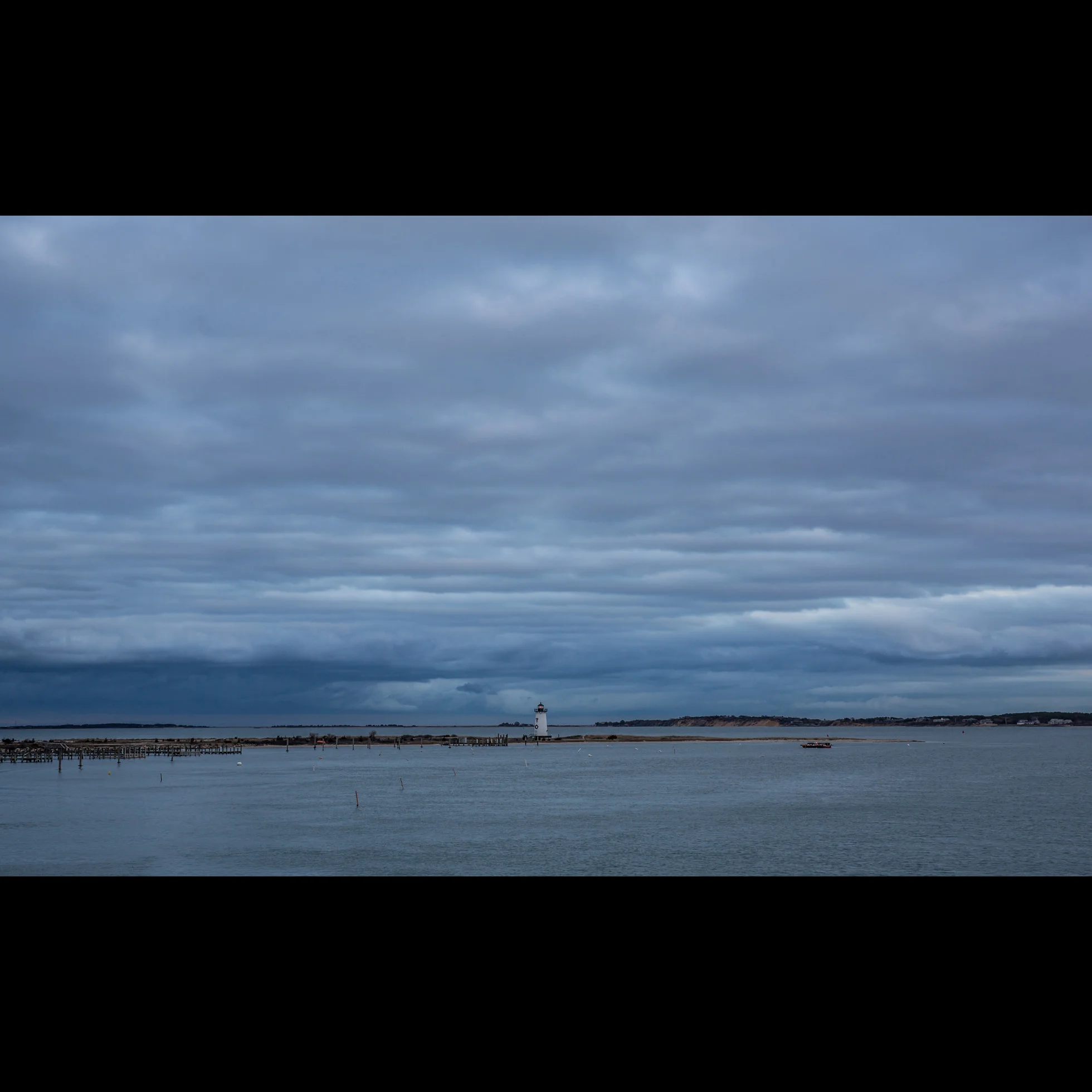 12.31 NEW YEAR LIGHTHOUSE