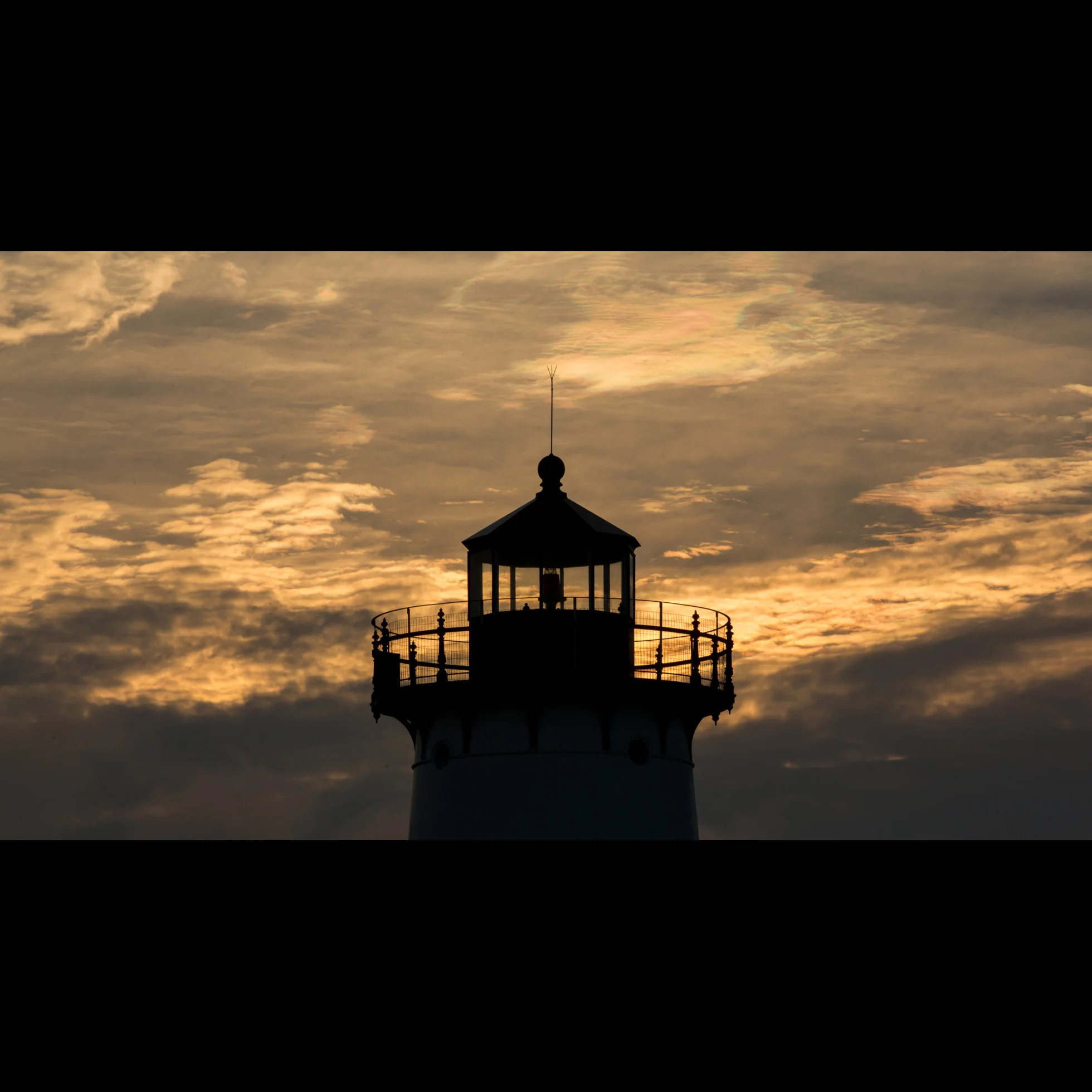 7.28 LIGHTHOUSE GOING