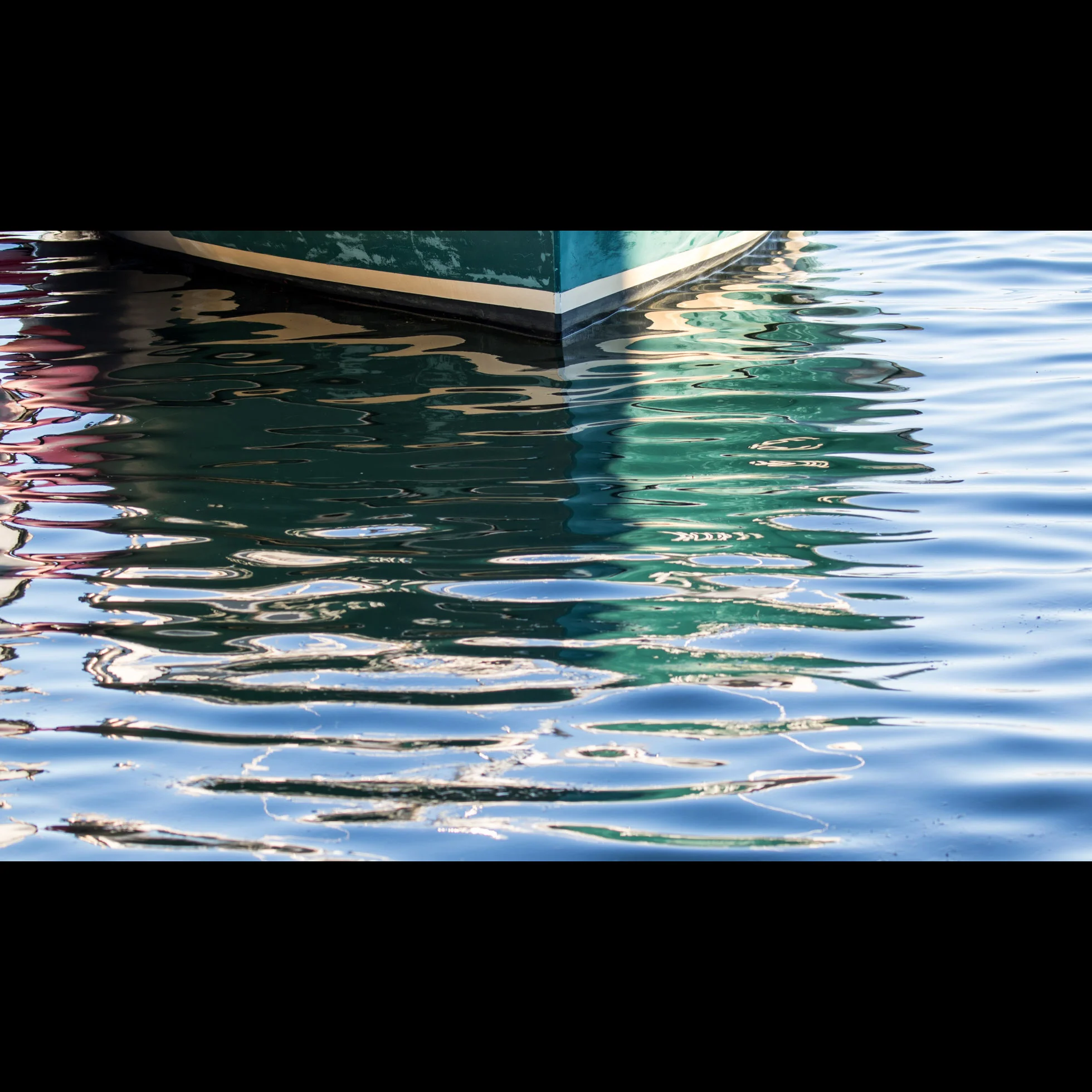 8.3 SUMMER BOAT