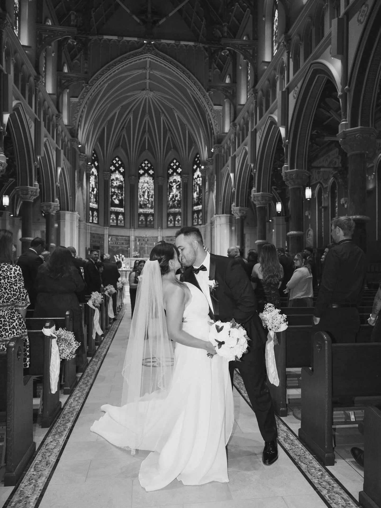 Gabby and Ryon 🤍🥂
.
.
.
Photography @abbyfilms.photo 
Venue @hotelsyracuseweddings
Florals @backyardgardenflorist 
Speciality Linens, Napkins, Chargers, Candles @lizschaircoverrentals
