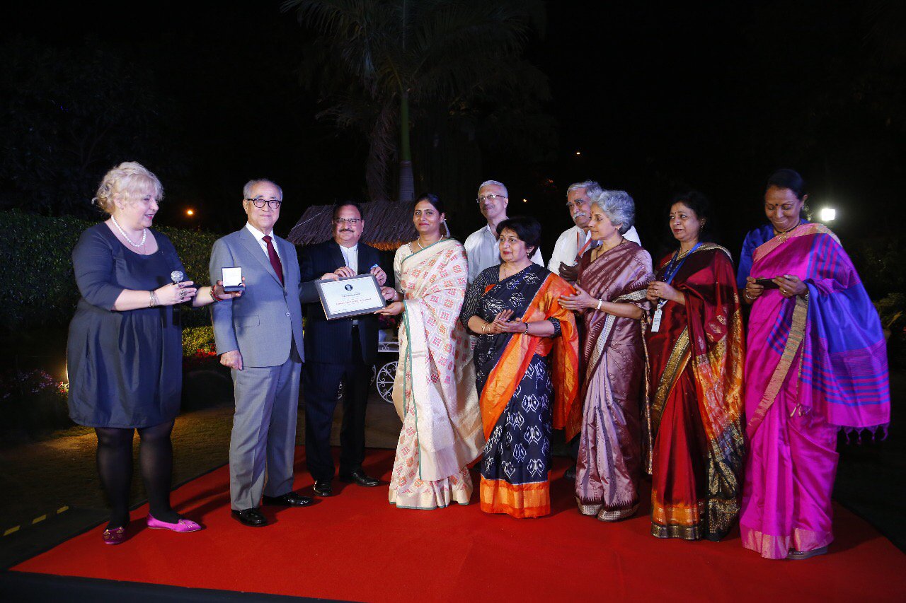 Stop TB Kochon Prize being awarded to ICMR on 13 March 2018