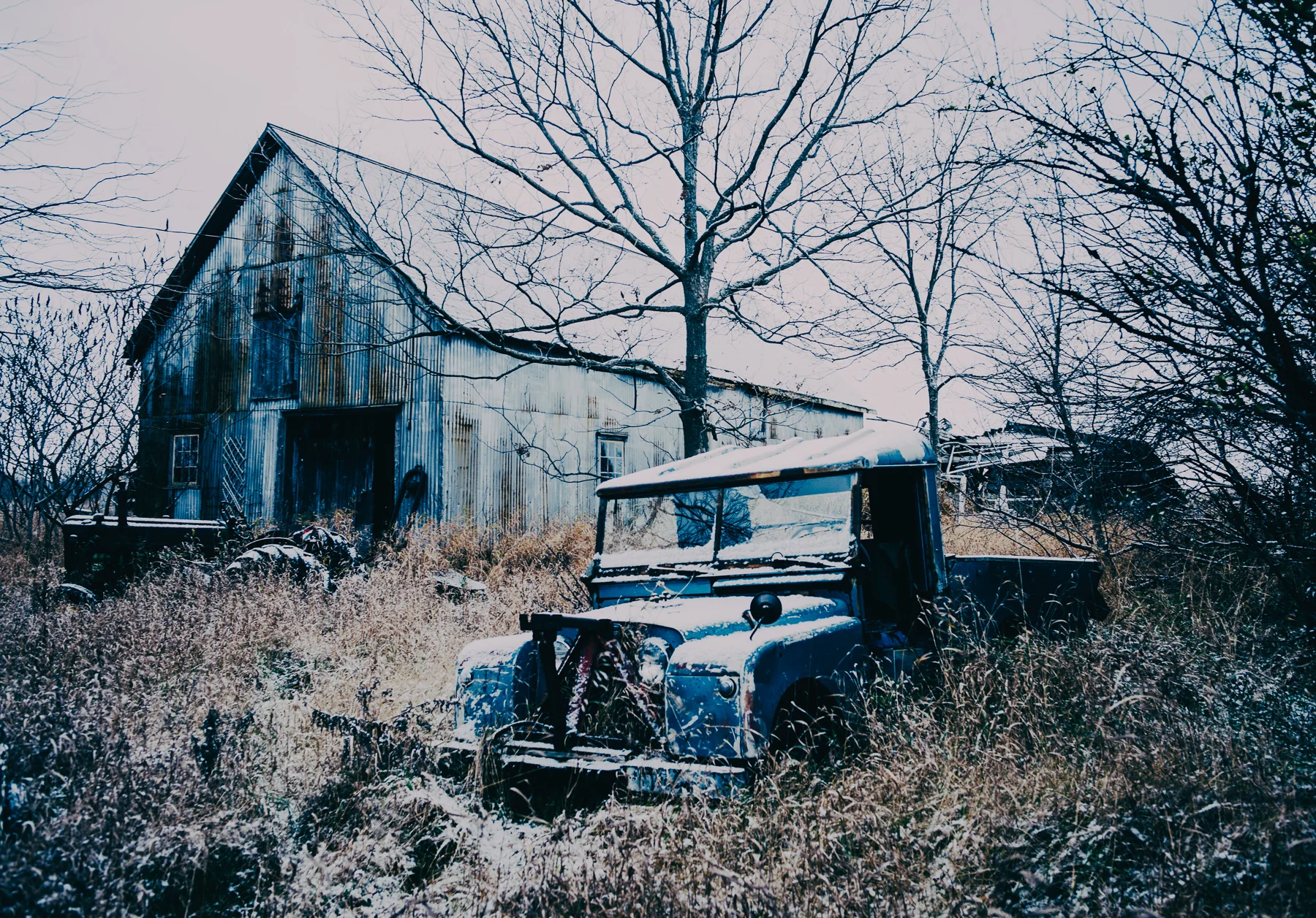 decay_circa1983-DSC_5556-Owen Perry & CIRCA 1983.jpg