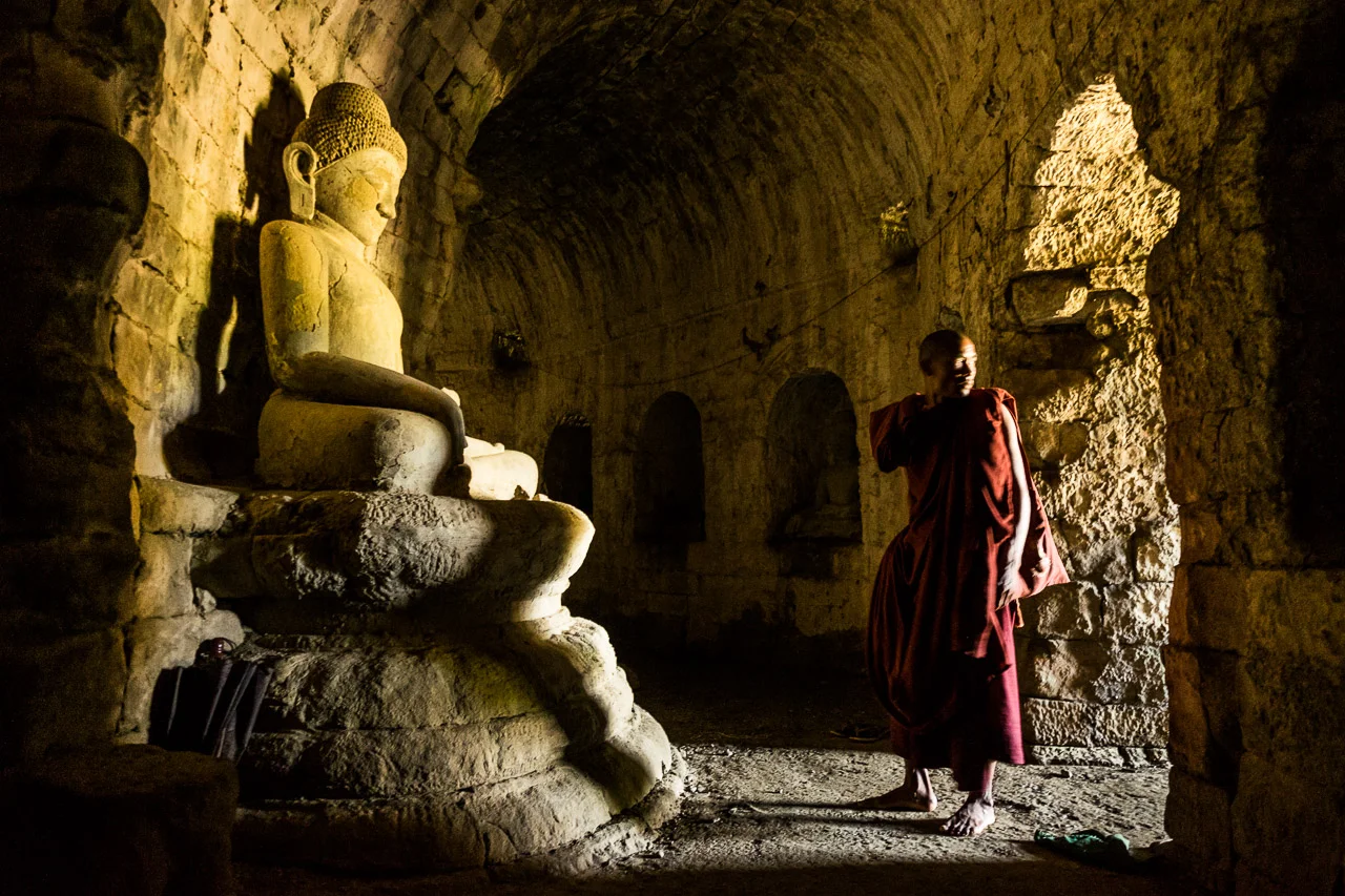  A monk in a temple in Mrauk U.  Burma 2015 - Francesco Vicenzi Photography 