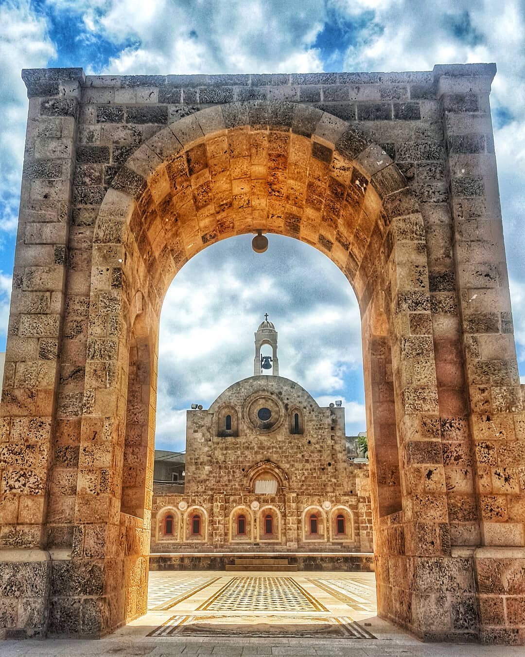 🇱🇧St.  KATRINA🇱🇧
📍 St. Catherine church, Anfeh

St. Katrina (in arabic), The Church of Saint Catherine dates back to the time of the Crusades. The church is still used by the Greek Orthodox community of Lebanon.
.
.
Book your tour
www.exploreleb