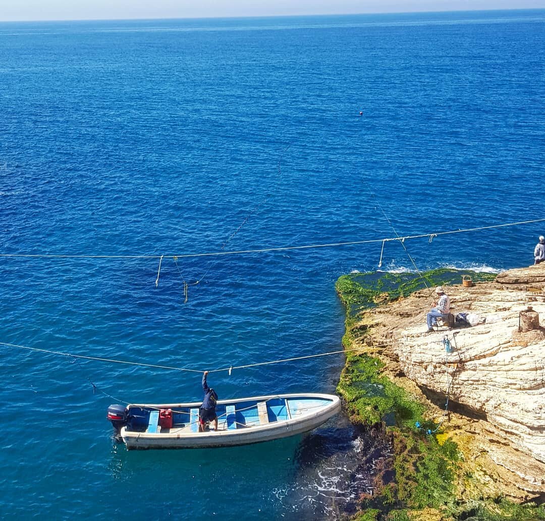 🇱🇧 Fishing a boat 🇱🇧
📍 Beirut, Lebanon
.
.
Book your tour:
Www.explorelebanontours.com
Ig: explore.lebanon
Fb: explore lebanon tours
.
.
#Lebanon #beirut rawche #sea #mediterranean #blue #fisherman #fishing #travel #travels #explorelebanon
#trav