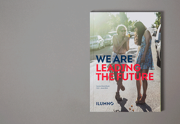 03_Ilumno_Book_Animation.gif