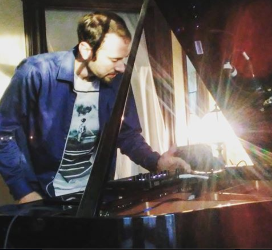Mixing_the_Magic.png