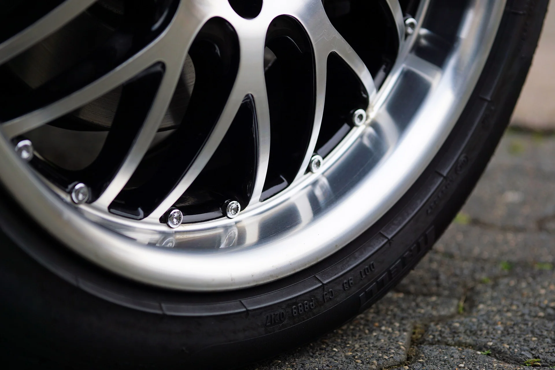 Wheel Straightening — Alloy Wheel Repair Specialists Edmonton