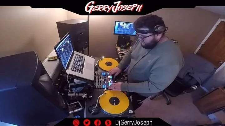 Here are some clips from today's stream. Had a lot of fun and played a lot of different music. I'll be going live again tomorrow at 3:30PM CT. Hit the link in my bio and follow me on twitch to get notified when I'm live.