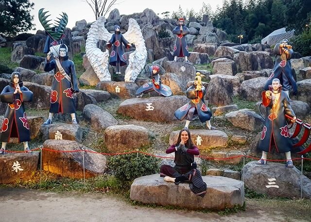 Embracing our inner child at the Naruto x Baruto theme park in Japan 🍥🤣 This place was not easy to find, but we managed to get there! #naruto #anime #japan #nijigennomori #honeymoon #japan2020