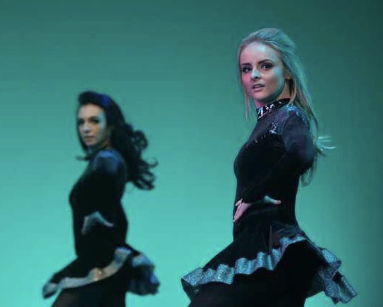 Hull Dance 2.jpeg