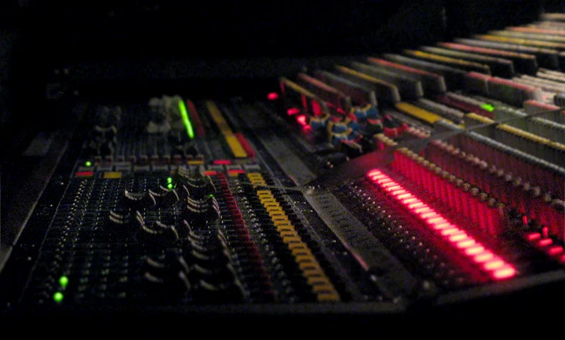 mixingdesk.jpg