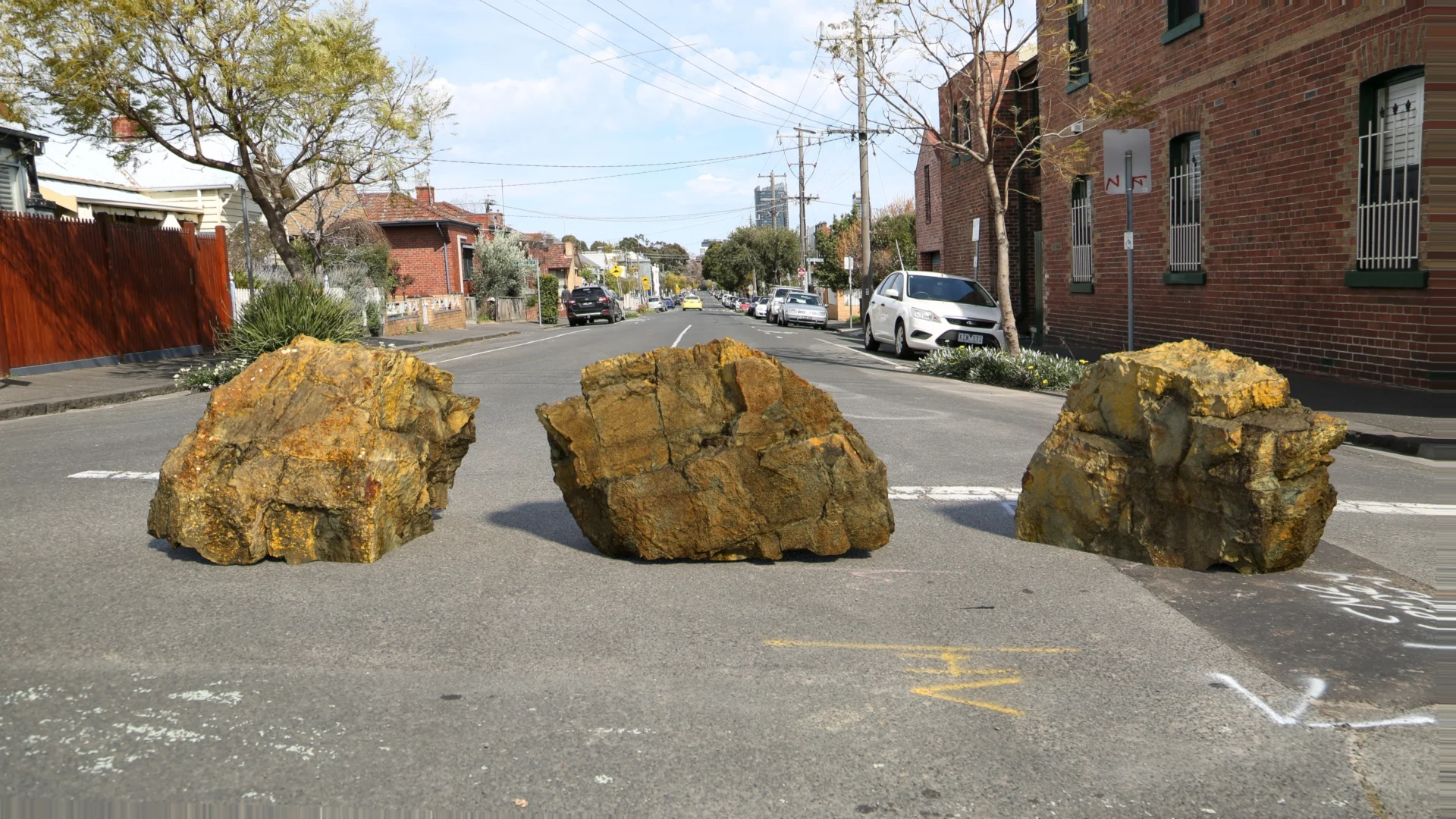 rockVolcanicLQivfi_3d_model_v001.jpg
