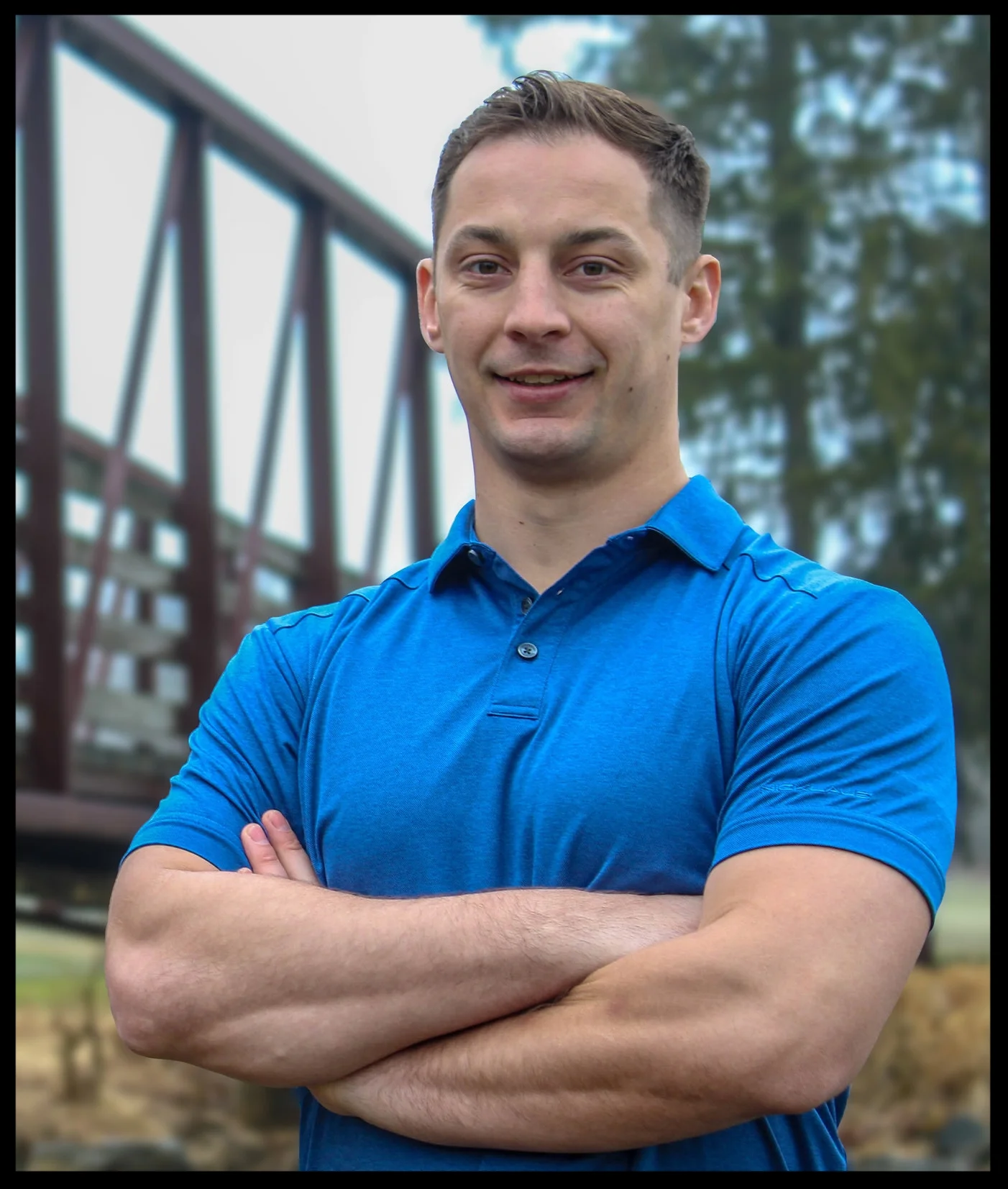 Rothwell Headshot.jpg