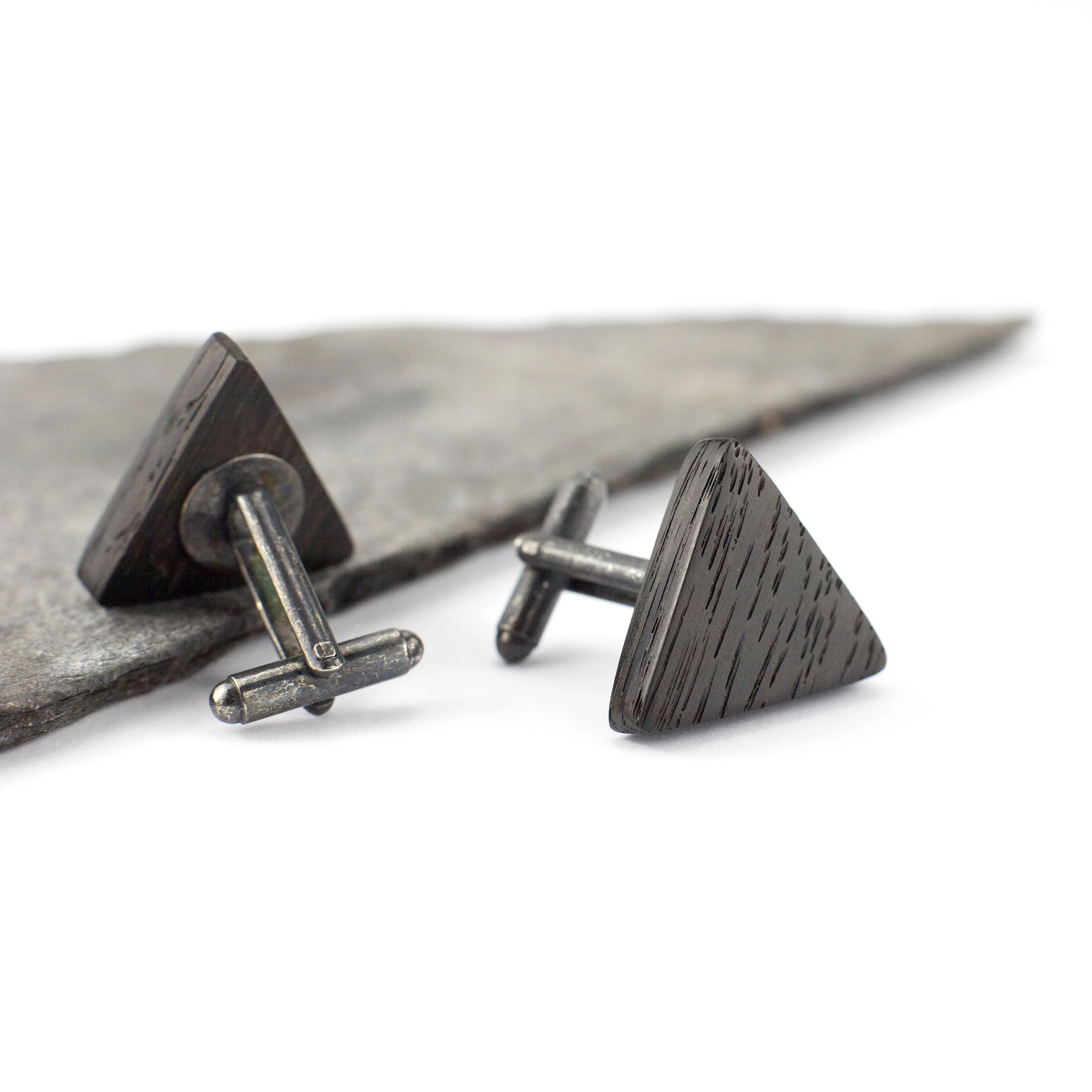 cufflinks-bog-oak-ireland-triangle2.jpg