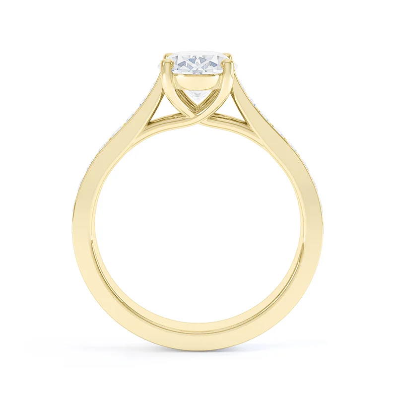 Oval Tierney Pavé - Side View