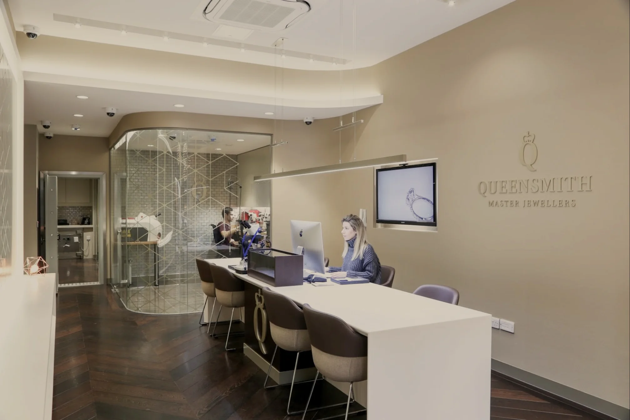 Queensmith-Showroom-Contact-Us-3.jpg