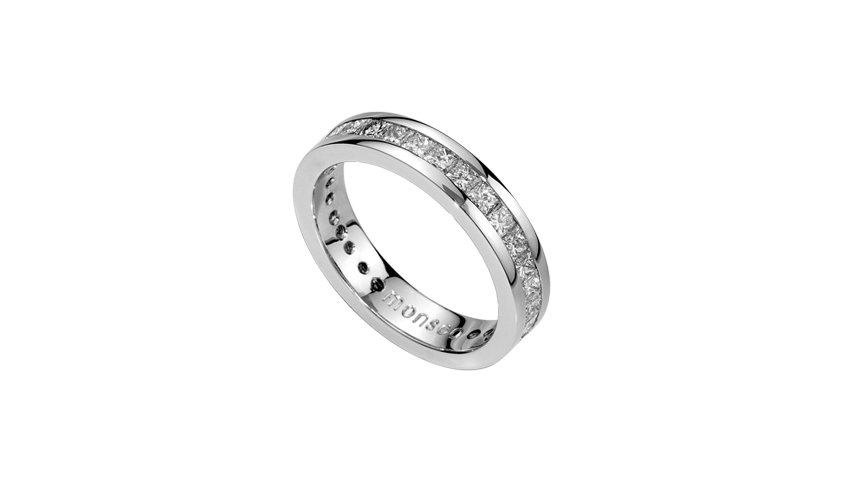 AN0627C - Aliança Moments com diamantes Aliança em ouro branco 19.2 Kt. com 34 diamantes lapidação princesa. Opção em ouro rosa ou ouro amarelo.