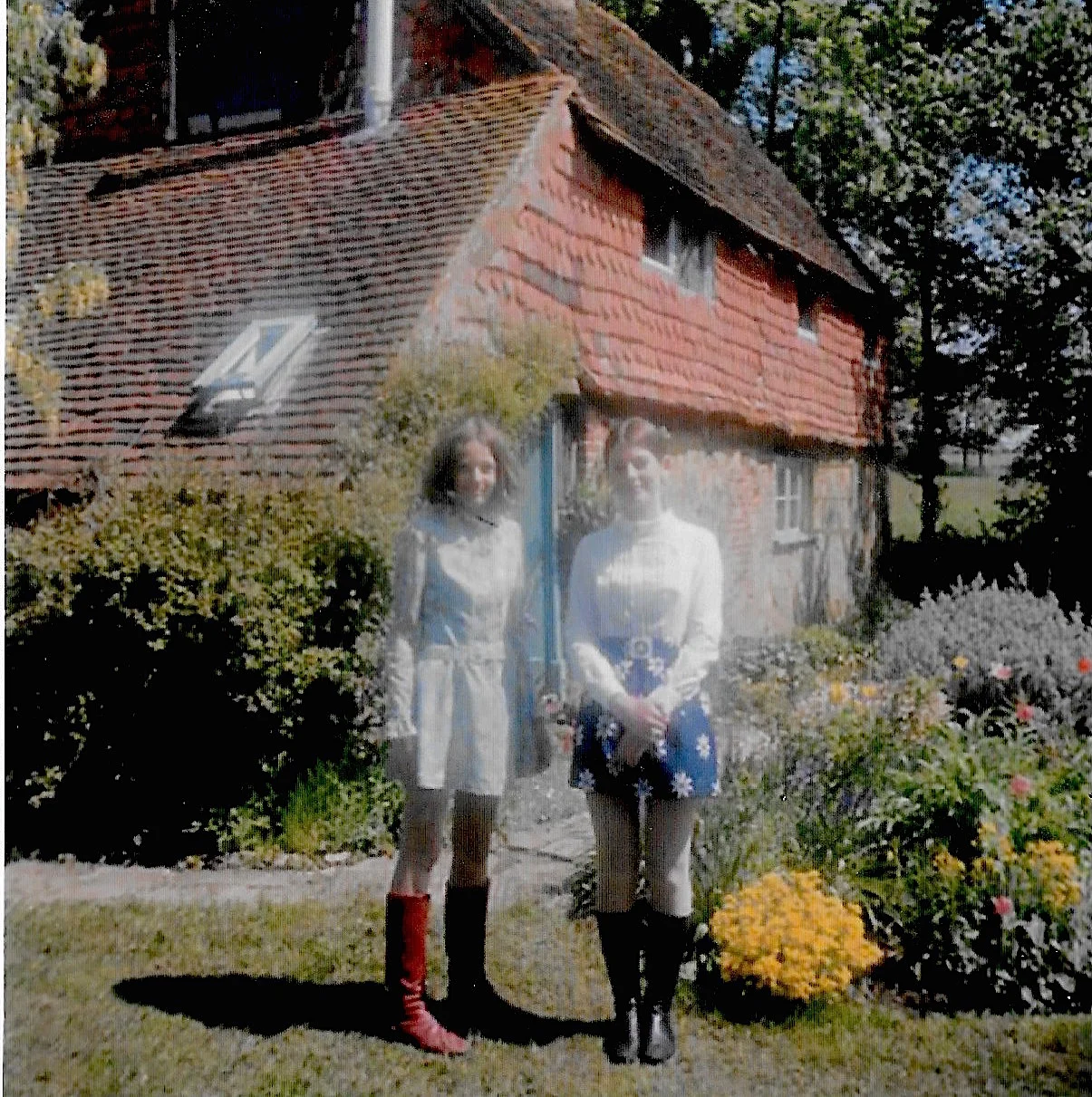 1968: SUNSHINE FOR A GOLDEN WEDDING