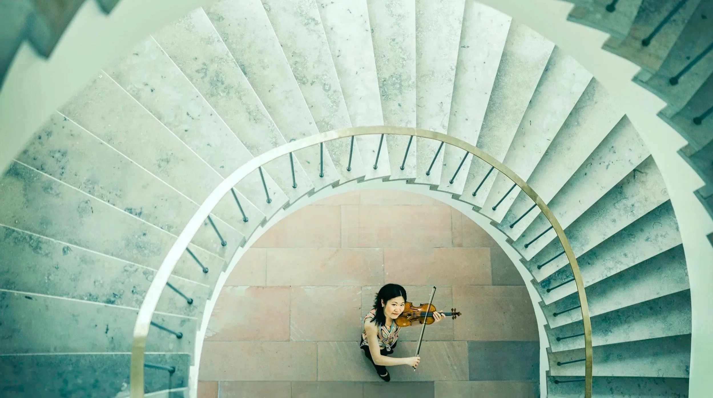 Titel-Seite? © Elza Loginova (3mb).jpg