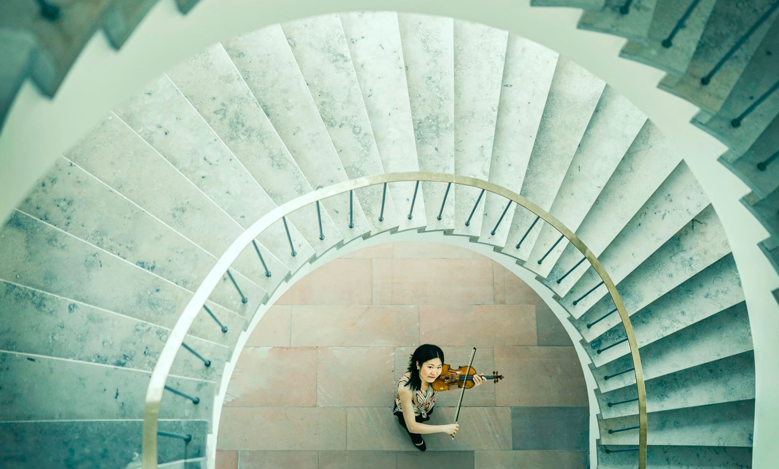 Titel-Seite? © Elza Loginova (3mb).jpg