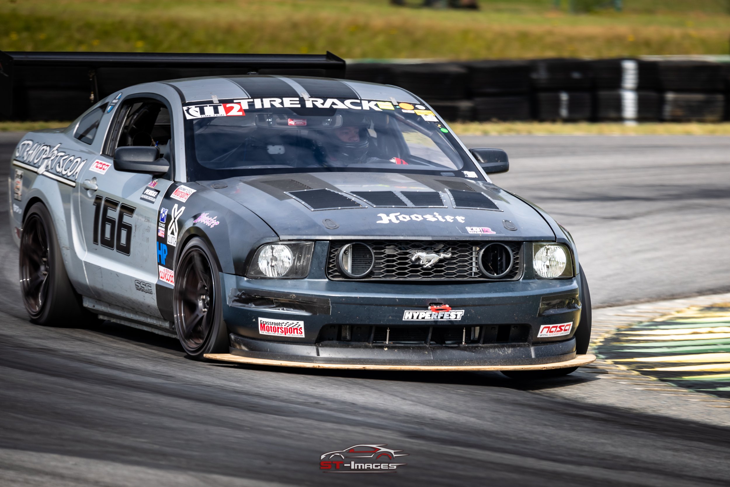 2005 Ford Mustang GT (Copy)