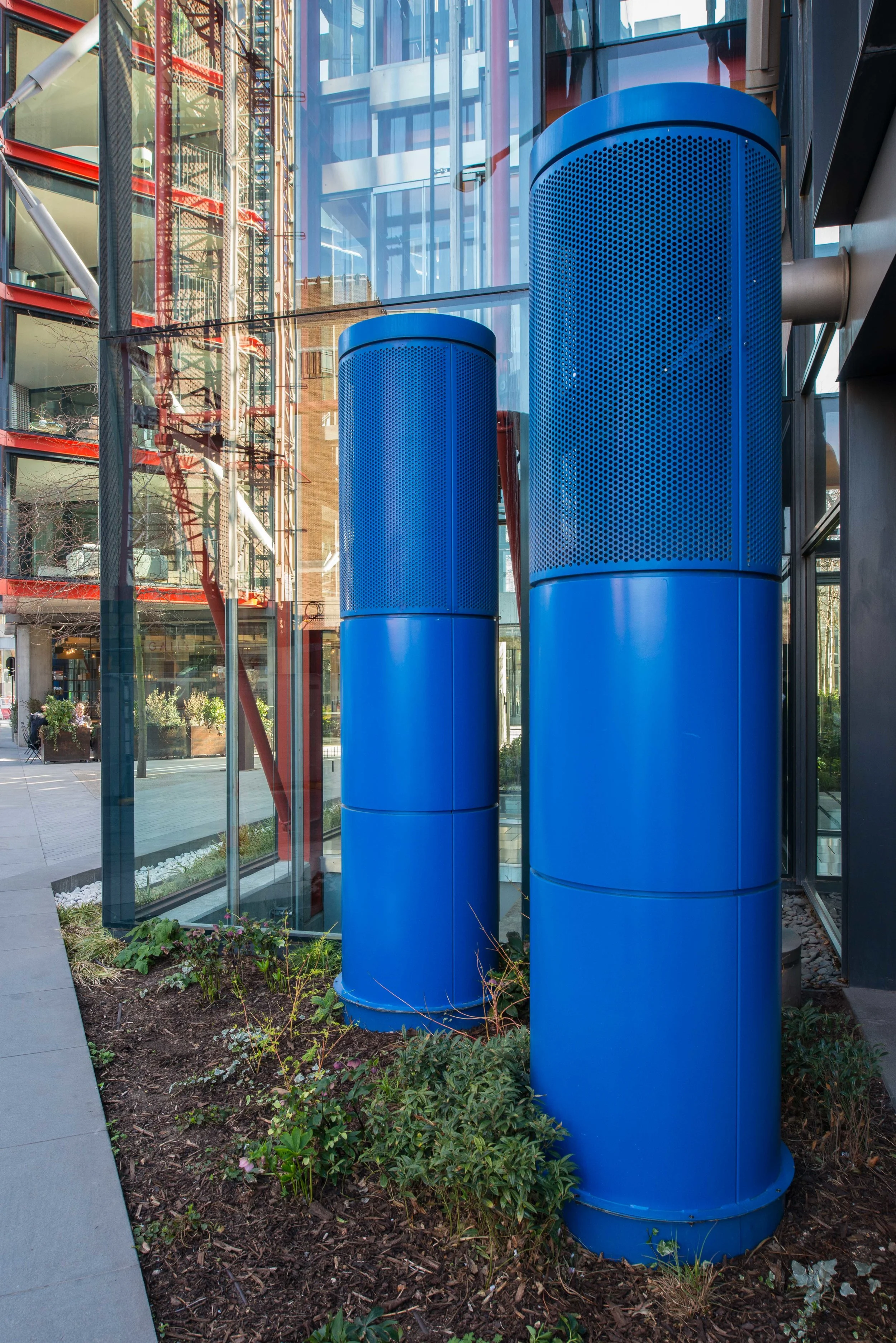 NEO Bankside, London (Rogers, Stirk Harbour, 2013)