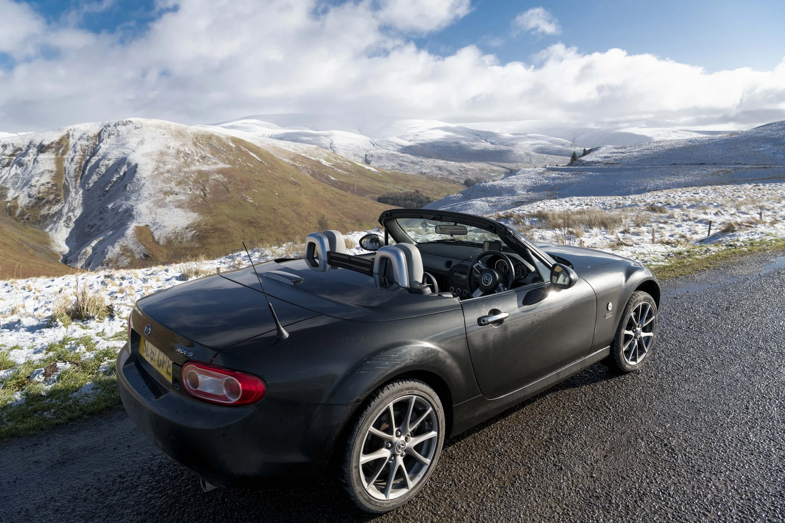 MX5 at Devil's Beeftub 270220-1121.jpg