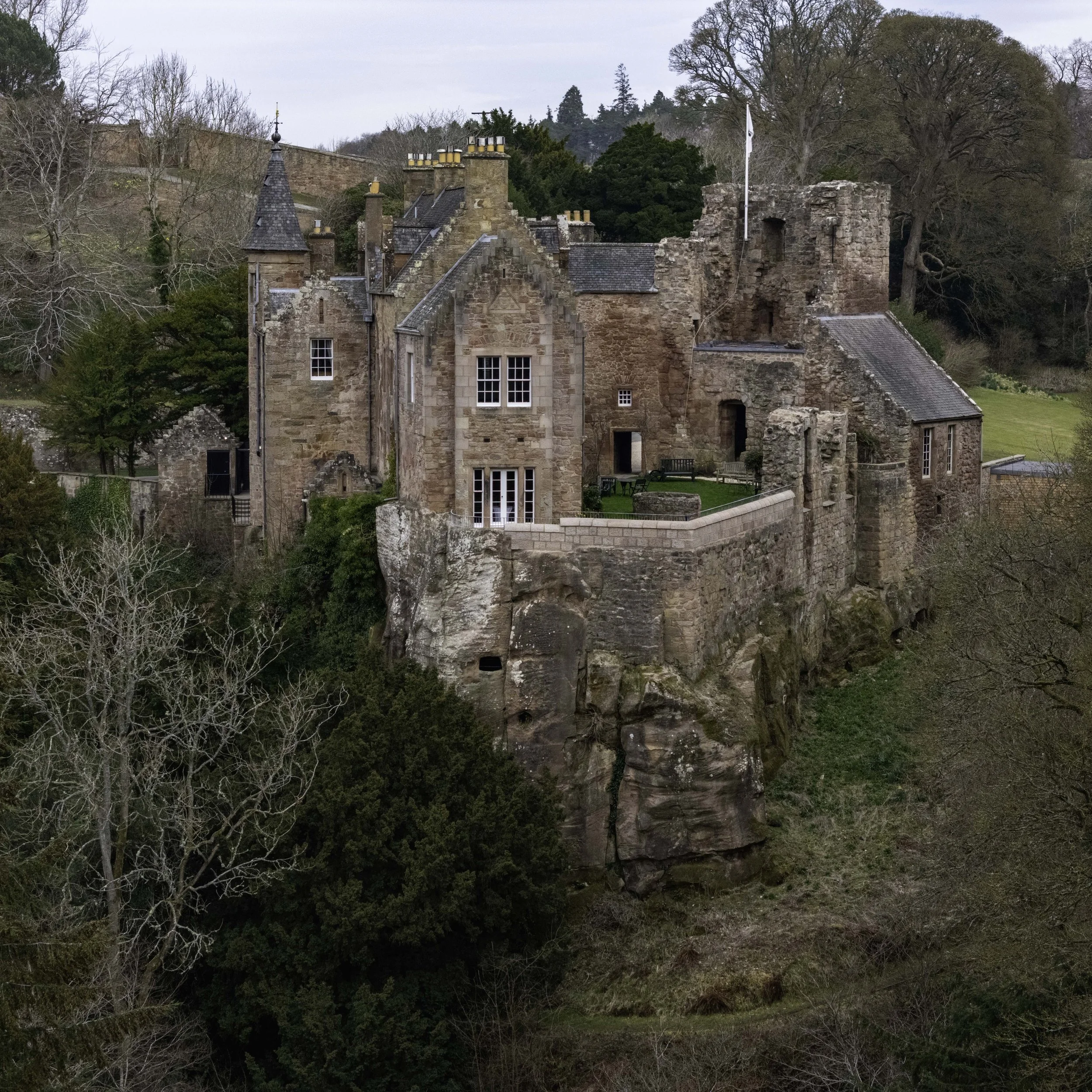 Hawthornden Castle