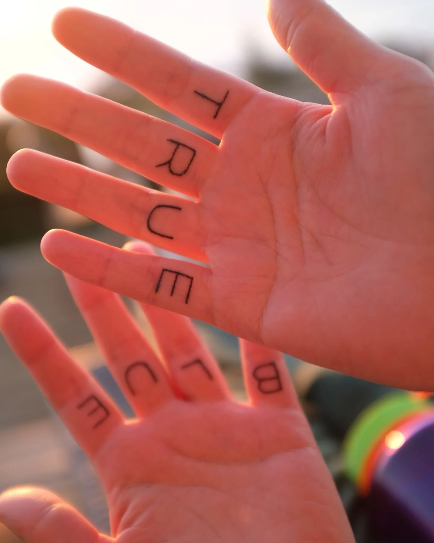 Very special inside of the hand tattoos for my spouse @allycatttttt before our trip to the Oregon coast. Thank you for letting me learn and trusting me to do this 
40 minutes 
3/4 inch letters 
#trueblue #handpoked #stickandpoke #handpoke #handtattoo
