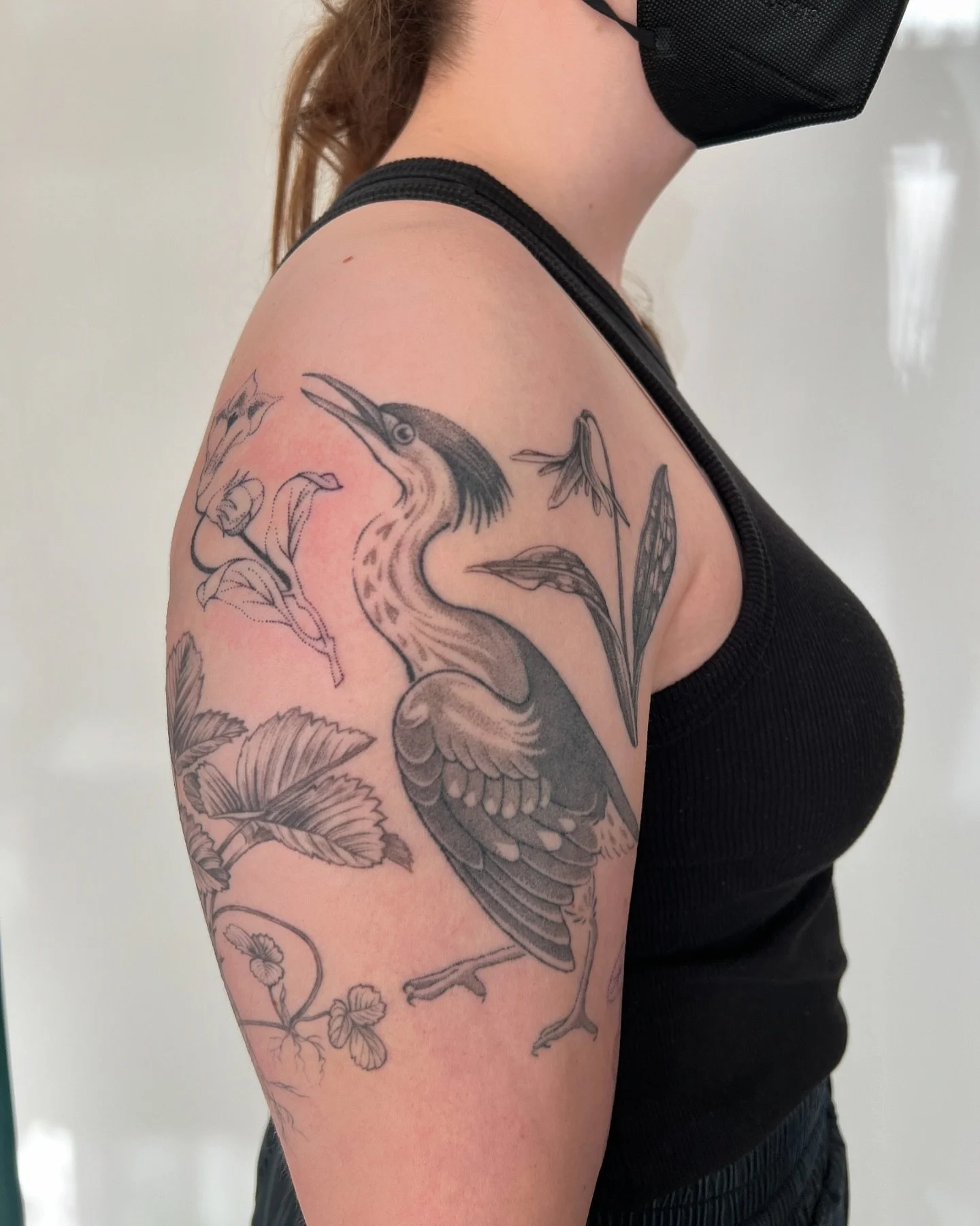 Two lil guys in one session from my flash! Also healed blue heron from January of this year! Look at him he healed so well
For Jenni 😌
I have two appointment times left for Dec! Then onto the new year 
#handpoked #stickandpoke #birdtattoo #herontatt