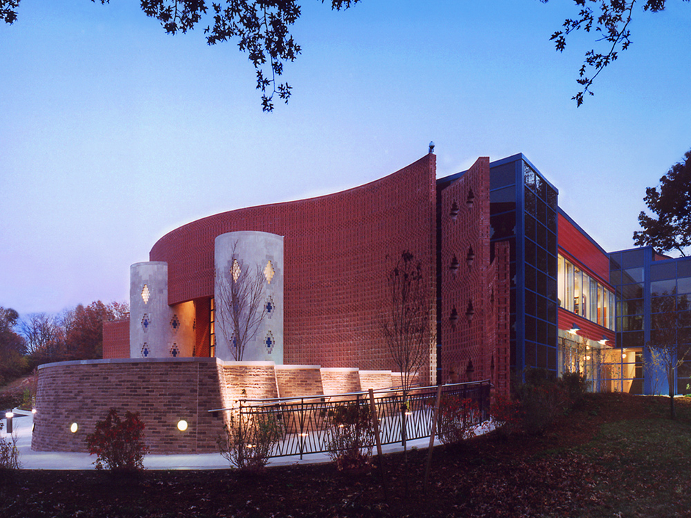 Anacostia_ext_2003_web.jpg