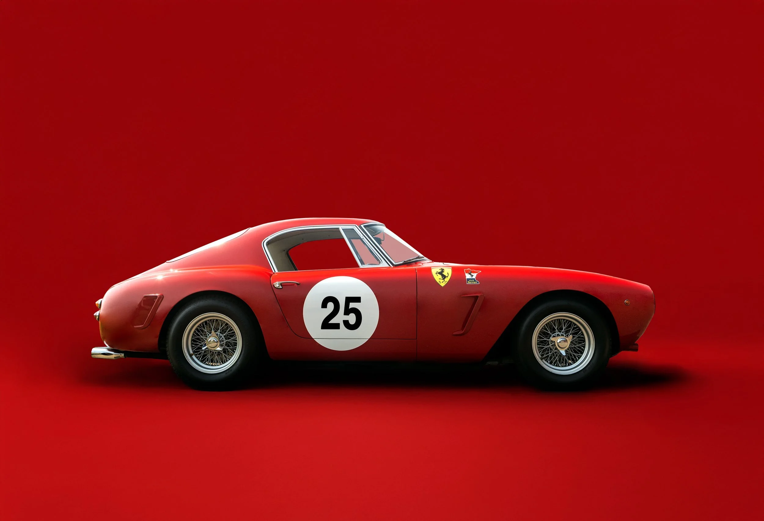 RedFerrari25a.jpg