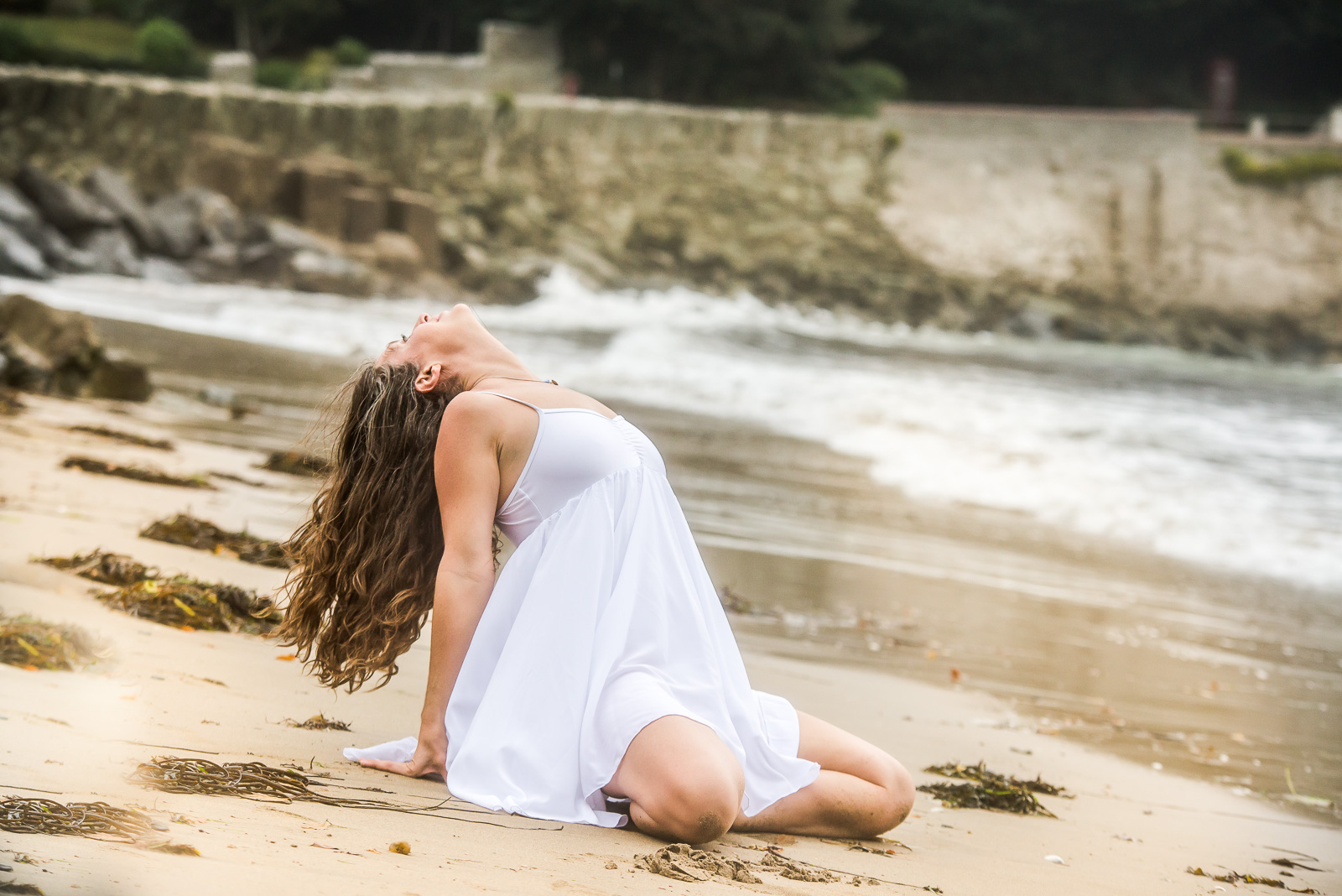 Lifestyle Outdoor Portrait Photo session on the beach with Personal Brand Photographer based in UK, Brighton &amp; London