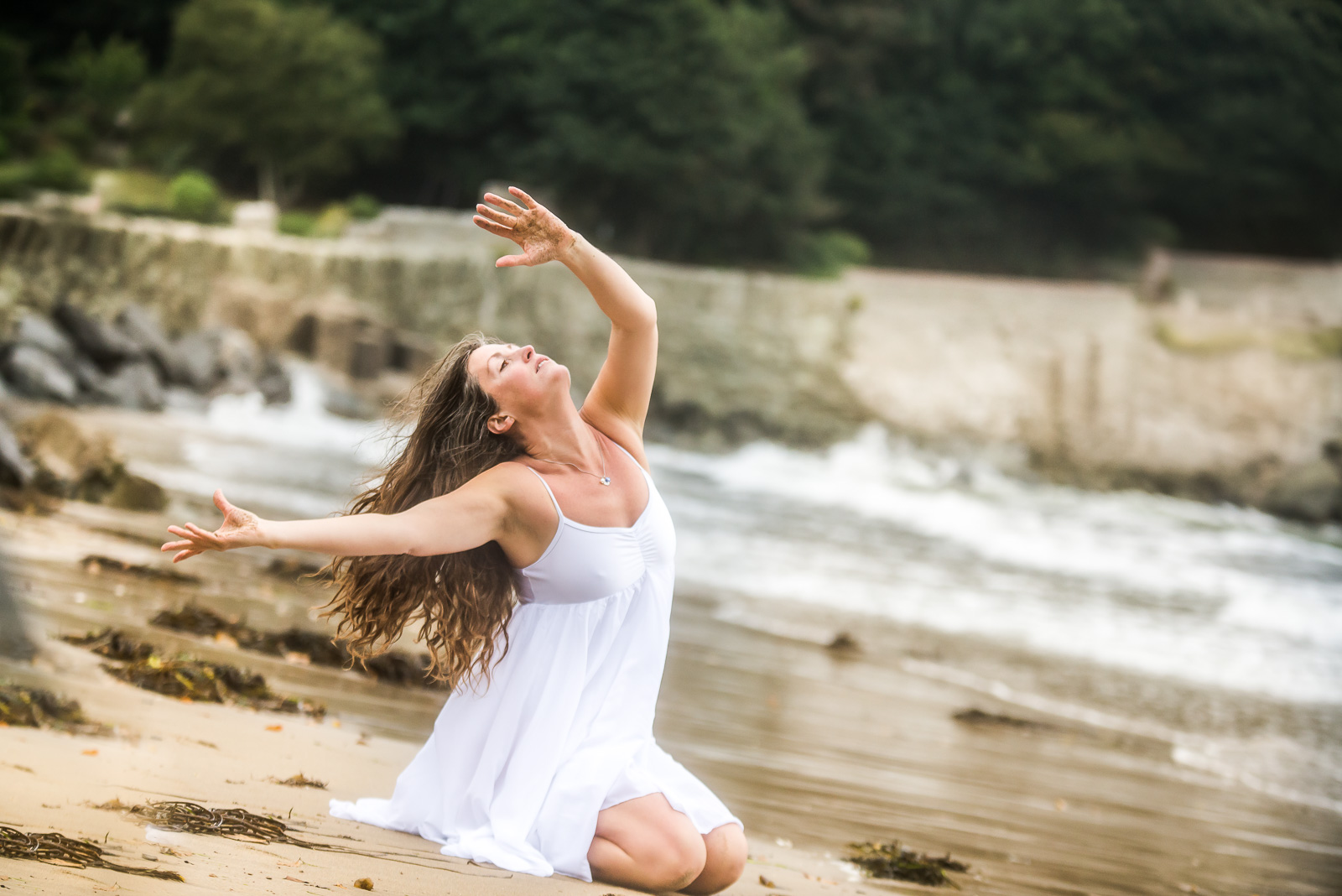 Lifestyle Professional Outdoor Portrait Photo session on the beach with yoga &amp; dance teacher with Personal Brand Photographer based in UK, Brighton &amp; London