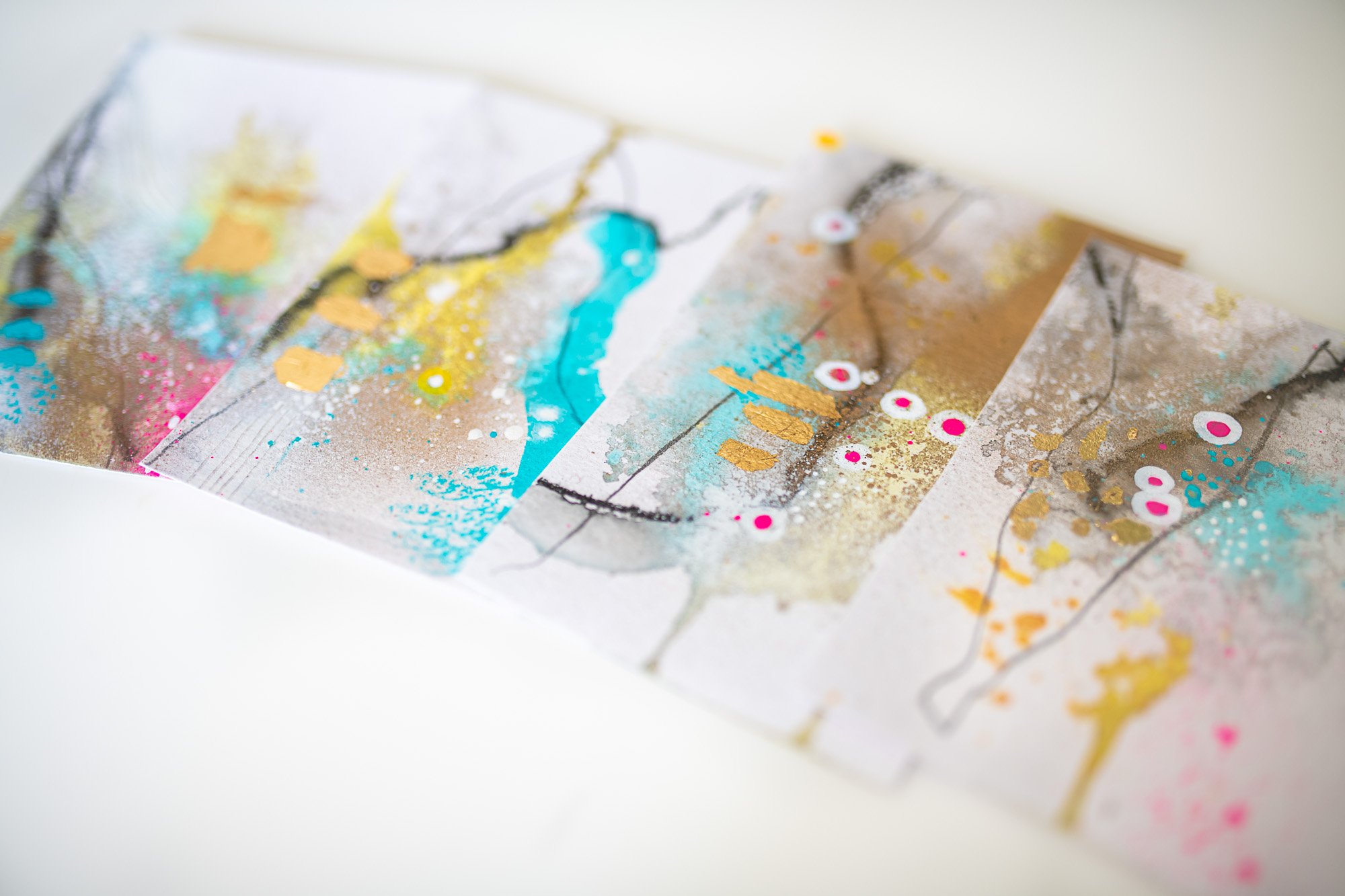 For beginners mini abstract painting class Brighton (Copy) (Copy)