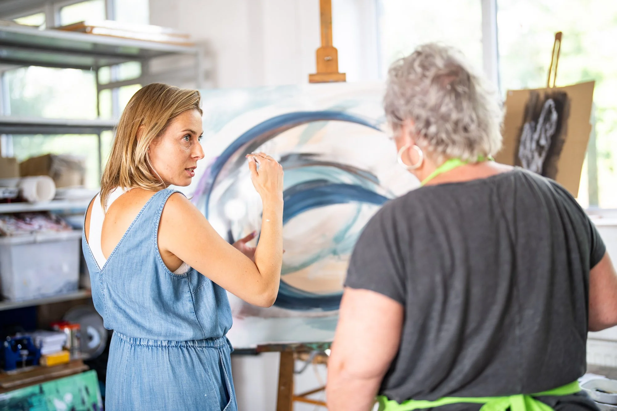Learn acrylic abstract art painting with Magdalena Brighton Hove Sussex workshops
