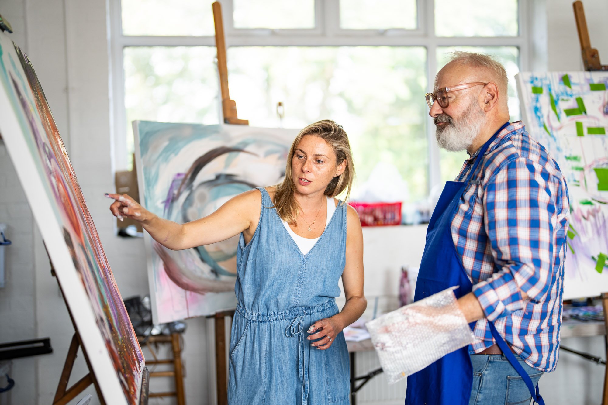 Learn acrylic abstract art painting with Magdalena Brighton Hove Sussex workshops