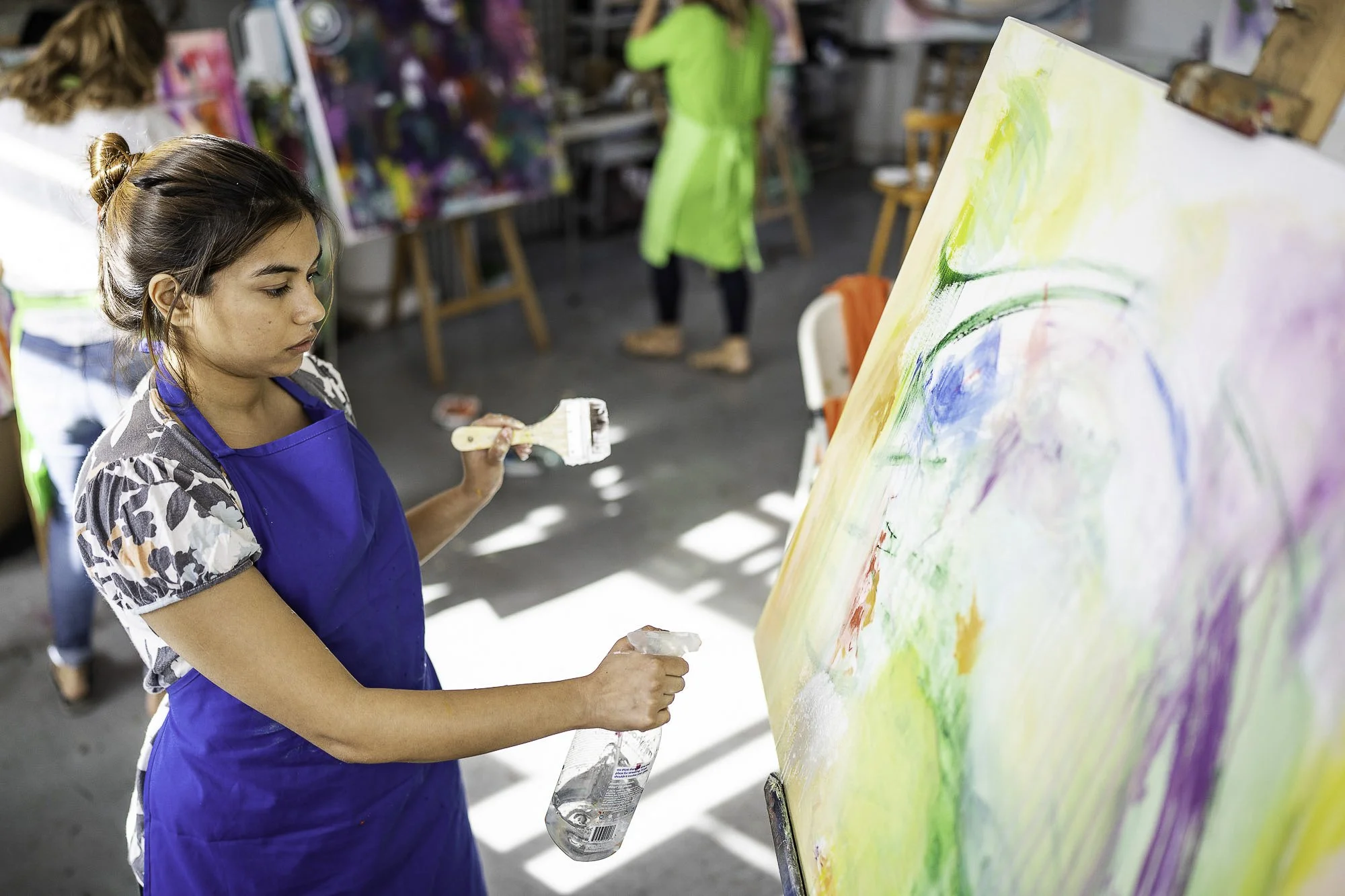 Intuitive large abstract painting workshops in professional art studio Hove
