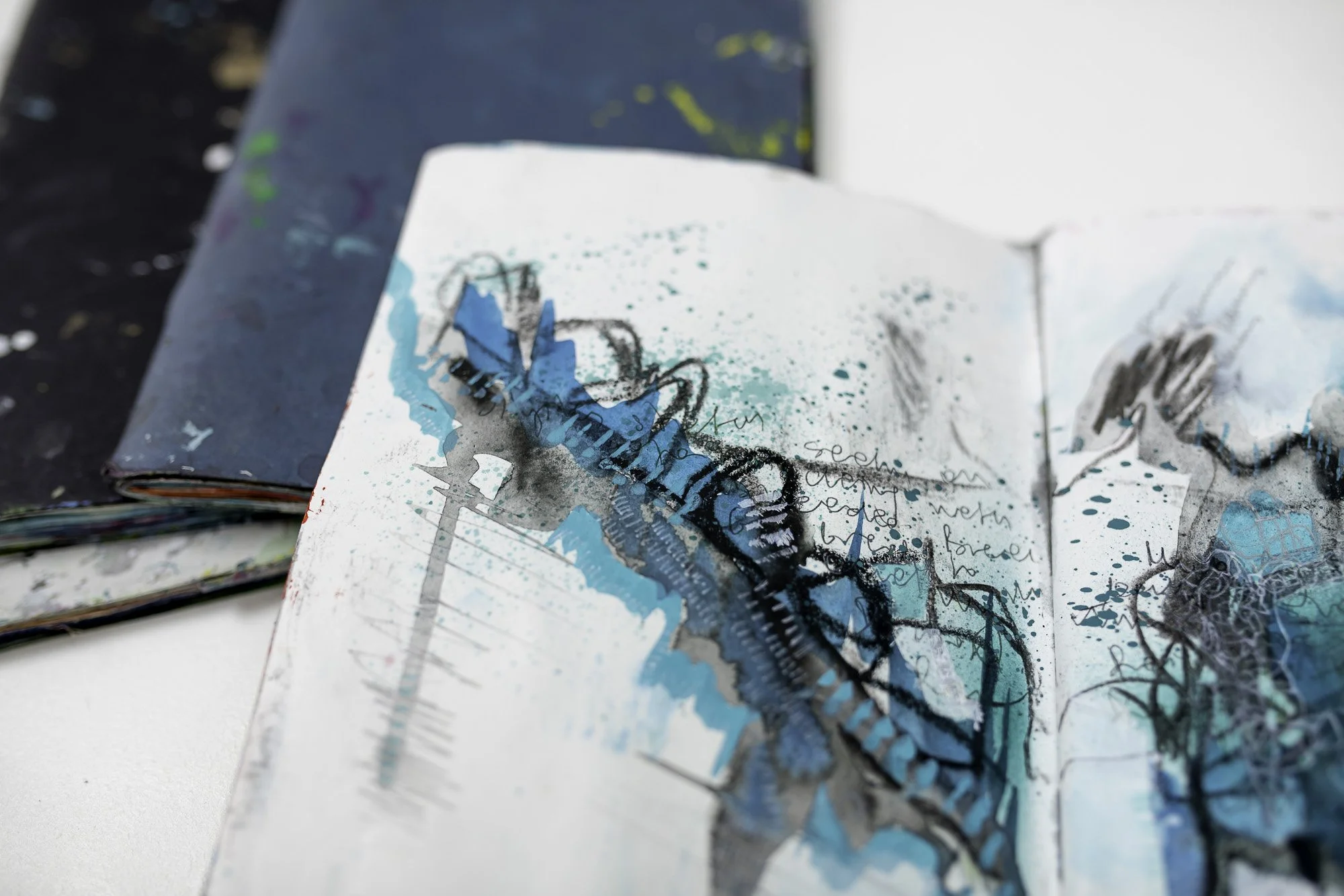 Express yourself with intuitive abstract art journaling painting workshop Brighton Hove Sussex UK (Copy)
