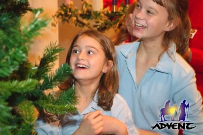  2005 Hannah and Sarah Torok